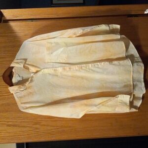 Womens Old Navy shirt long sleeve the boyfriend shirt front 28 long back 32 long